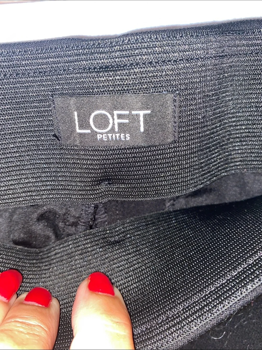 LOFT Petite Black Kick Crop Pants 4P Side Zip Pull On Office Stretch Ankle